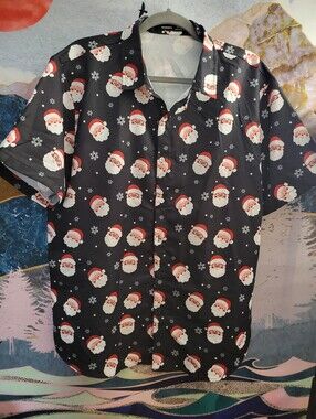 NFINITY Santa Face Holiday Button-Up Shirt